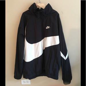 Nike Anorak Windbreaker size medium
